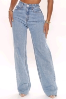 New Women's Medium Fashionova "Winona 90's Wide Leg" Jeans. Retails for $50
