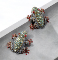 Rhinestone Inlay Cute Frog Prince Retro Niche Earrings Studs Approximately 1.15 x 1.22 Inch