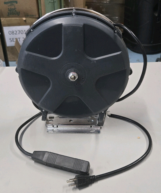 Wall Mounted Retractable Reel Extension Cord W/ 3 Plugs ( Appears 10+ Ft )