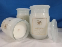 4 New | 510g Holiday Greetings Scented Candles