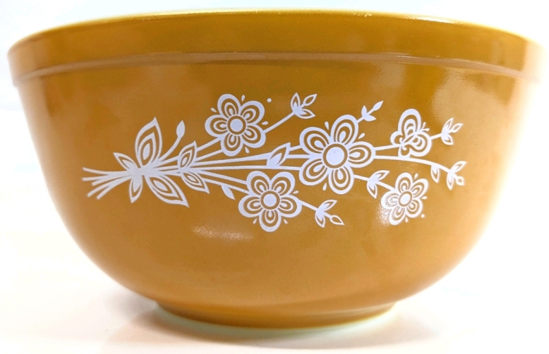 Vintage 1970s PYREX Butterfly Gold Bowl #403 2.5L Corning USA - 8.5" Diameter &times; 4" Tall