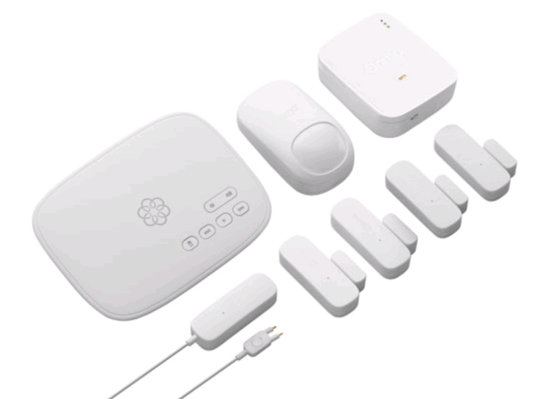As New - Ooma Smart Security 8-Piece Home Security Starter Kit w/Water Sencor and Siren . Amazon Return - Open Box . Complete