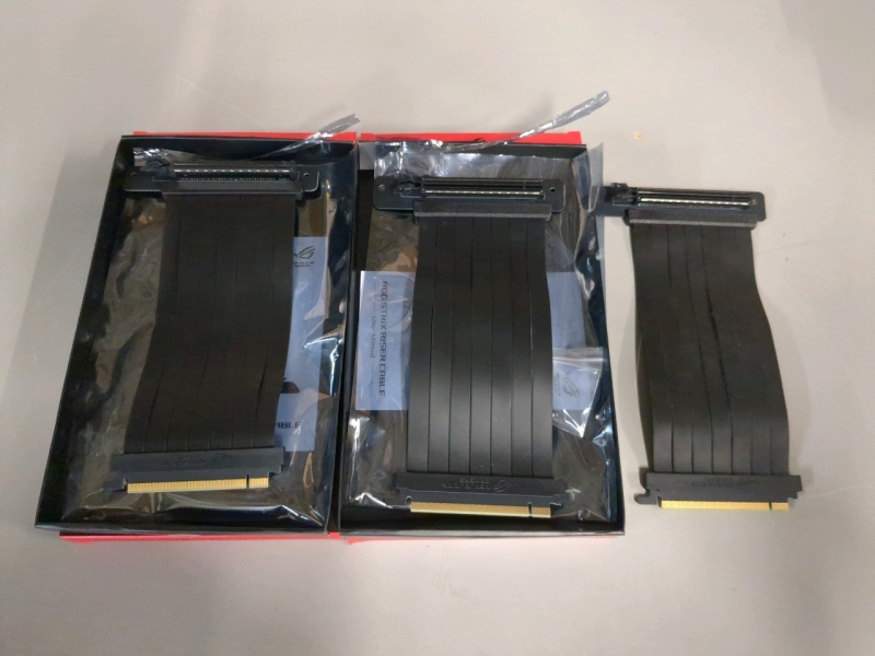 As Is ROG Strix Premium PCI-E 3.0 Riser 3 Cable Bundle