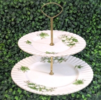 Gorgeous ROYAL ALBERT Trillium 2-Tier Cake Stand - 10" Tall