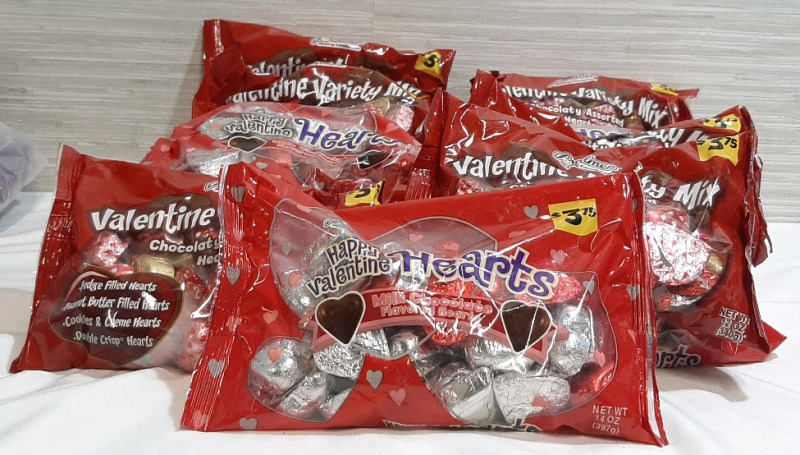 13 New Bags of Palmer Valentine Hearts Chocolates (397g Each, NO Best Before Date)