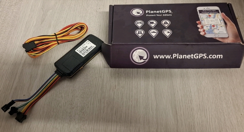 As new and as is | PlanetGPS Real-Time GPS Tracker for Vehicle Tracking Device