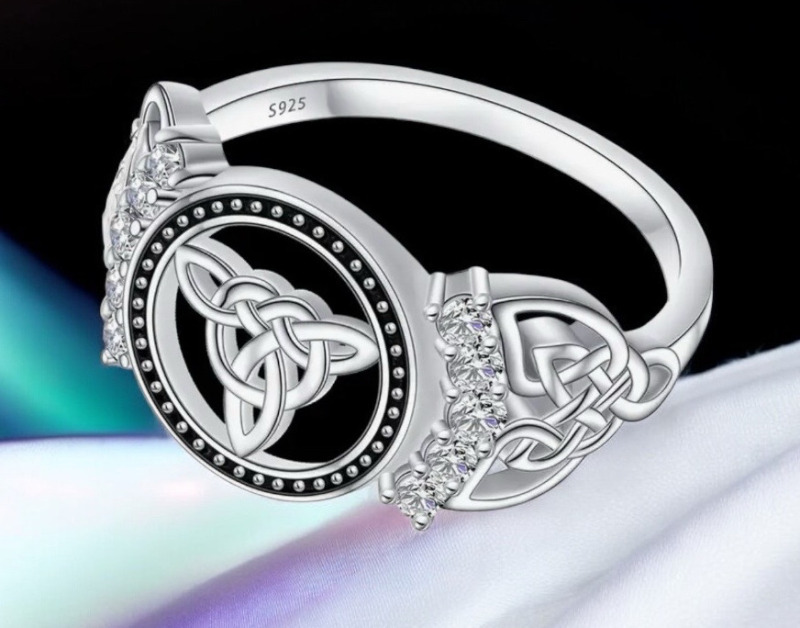 S925 Silver Celtic Knot Ring Carved Open Cutwork Sides High-Quality Zirconia Inlay Size 8 Stamped
