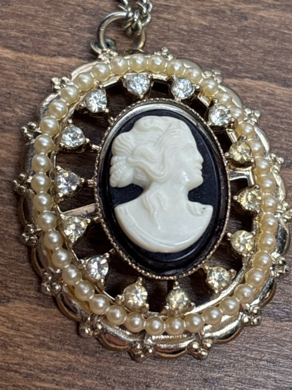 Vintage Coro Pegasus Cameo Necklace Rhinestones & Pearls Circa 1950&rsquo;s Signed