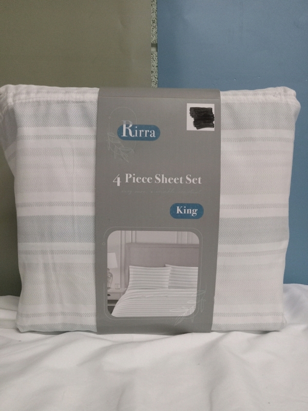 New | Rirra 4 Piece King Size Set