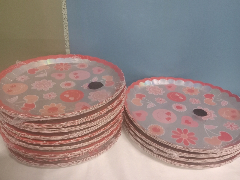13 New Packs | Groovy Paper Plates | (4) 10" & (9) 8&frac12;"