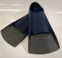 New Size L Flippers