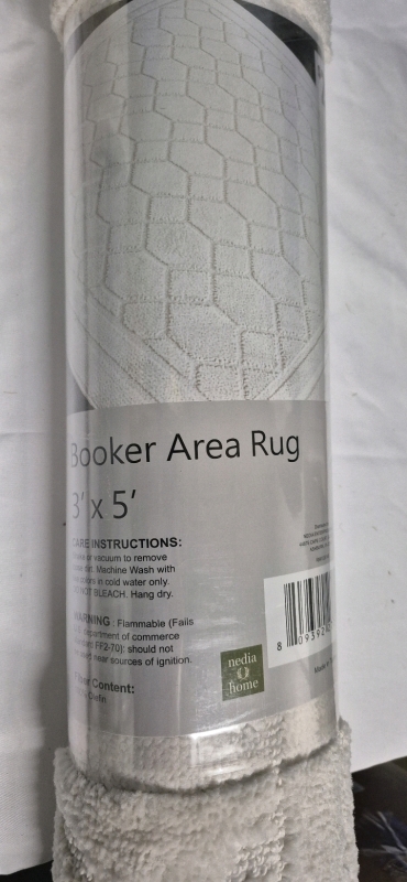 2 New Area Rugs Booker & Chenille 3 by 5ft & 39 by 52"