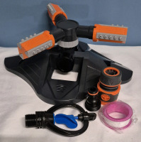 New Gesentur Lawn Sprinkler with Accessories 10" Wide