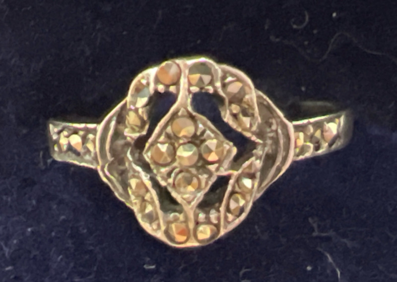 Vintage 925 Sterling Marcasite Ring