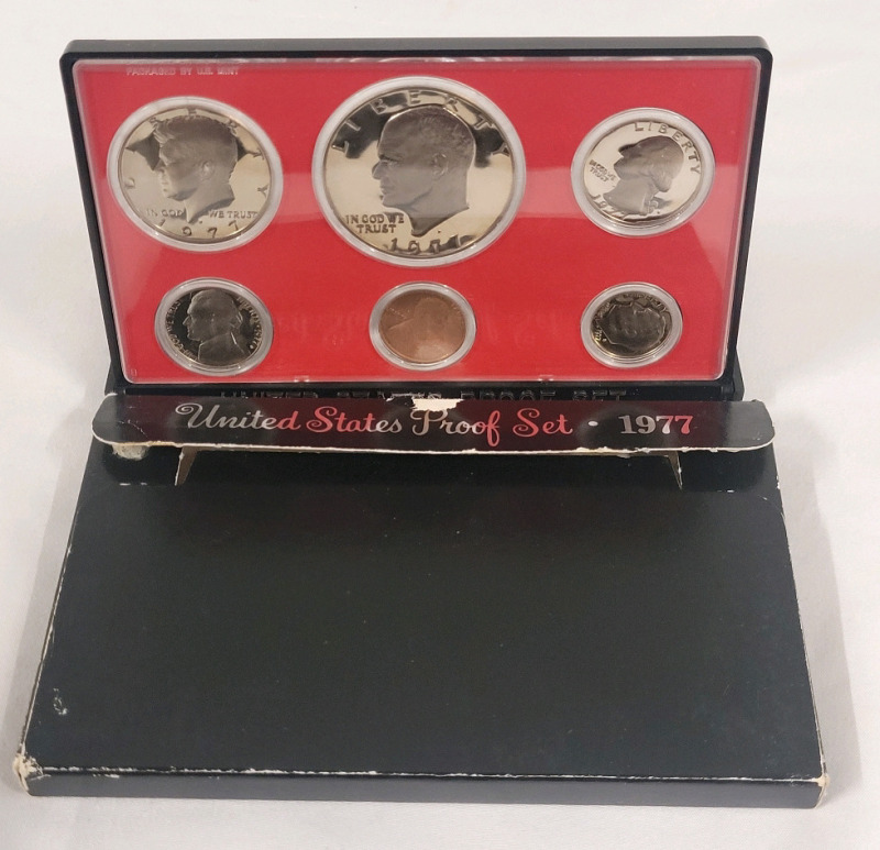 1977 USA Coin Proof Set in Case