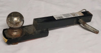 Reese Towpower 1 1/4" Trailer Hitch w/2" Ball . Measures 12.5" long