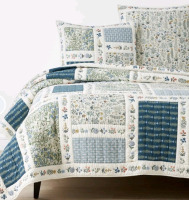 New Twin size Rifle Paper Co. Wildwood Patch Quilt 70 by 90" Retails for over $163