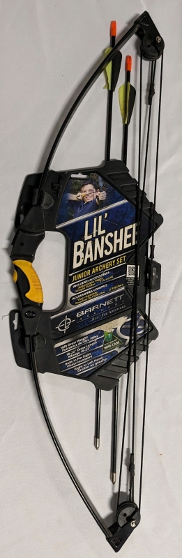 New Barnett Lil Banshee Compound Bow Set