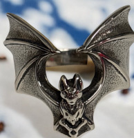 Stainless Steel Bat Ring Durable Fashion Forward Cool Retro Design for Trendsetters Size 8