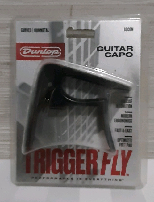 New Dunlop Trigger Fly Guitar Capo in Original Packaging