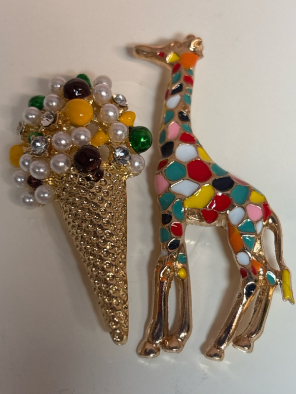 Colourful Enamel Giraffe Brooch Delicious Detailed Icecream Cone Rhinestone Faux Pearl Brooch Sizes in description