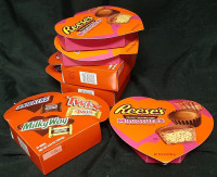 3 New Reeses Miniatures Valentines Boxes (184g each, Best Before August 2025) & 3 Assorted Mini Candy Bar Valentine's Boxes (193.9g Each, Best Before July 2025)