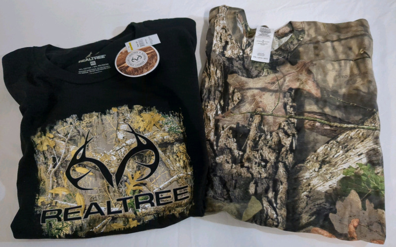 2 New 2XL Realtree & Mossy Oak T-Shirts
