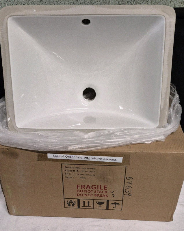 New Undermount Sink White Ceramic - 18.5" L x 14" W x 8.5" H