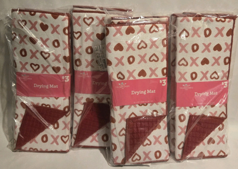 8 New Sealed | XOXO Drying Mats 16" x 18"
