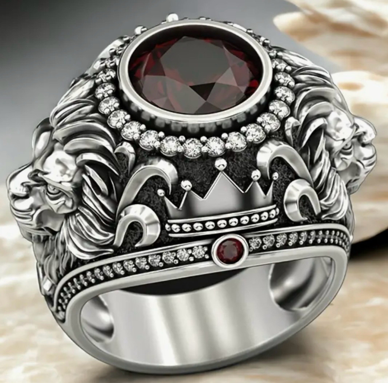 Vintage Lion Crown Ring with Red Gemstone & Sparkling Cubic Zirconia Size 12