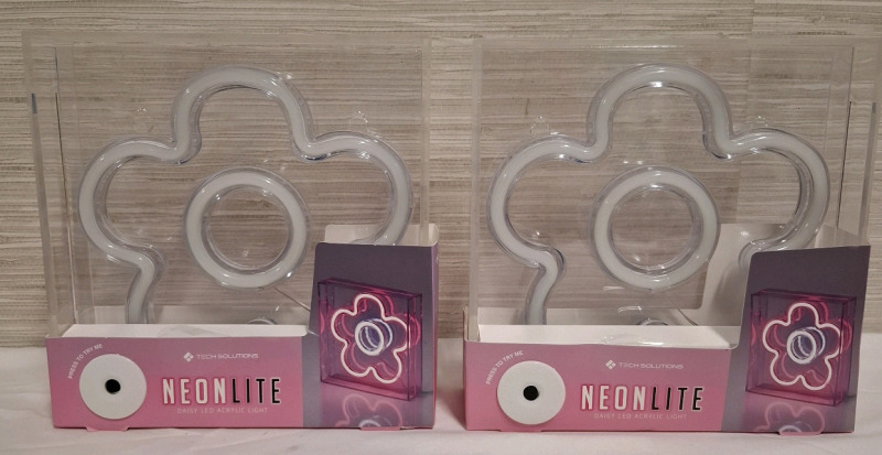 2 New in Box | Tech Solutions Neonlight | Daisy LED Acrylic Light | Comes with USB Cable | Pink & White Light | Measurements: 7"L x 7"W