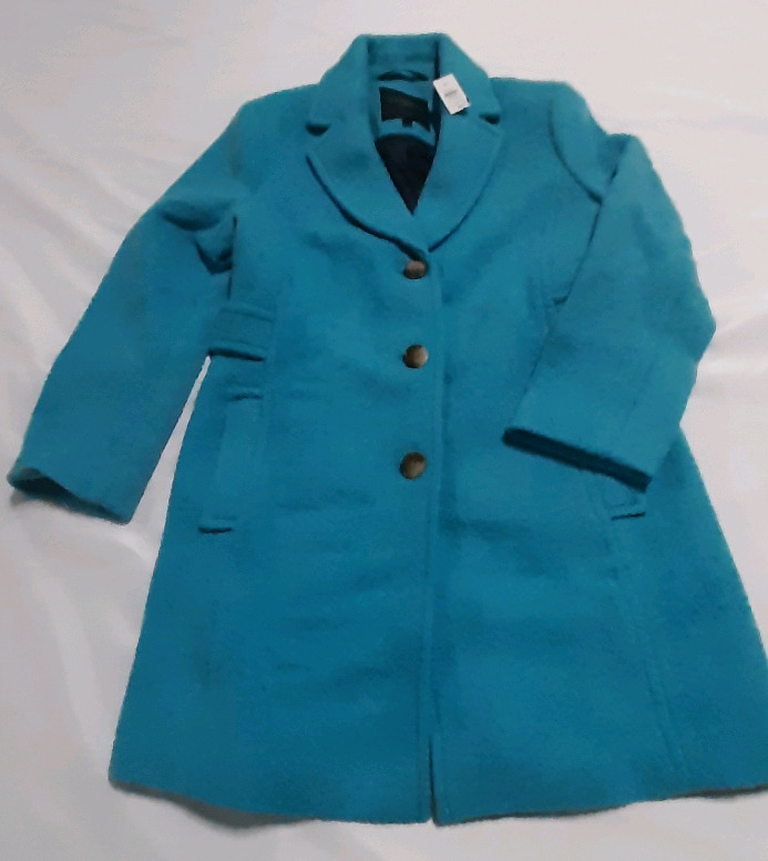 New with Tags Talbots Ladies Boucle Coat in Bright Blue. Size 8 P
