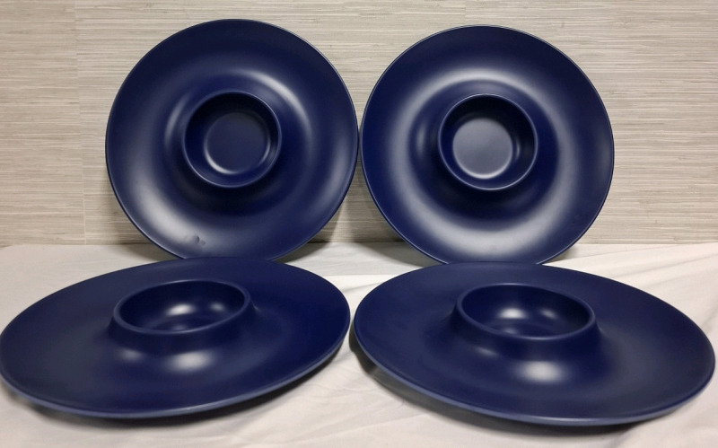 4 New Plastic Tabletop Chip & Dip Plates | Diameter: 13" each plate