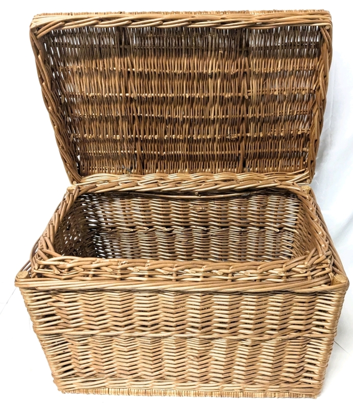 Woven Wicker Chest - 24" &times; 15.5" &times; 15"