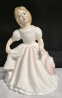 1985 Royal Doulton Figure 5" Tall - HN 2996 Amanda