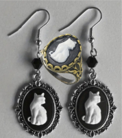 Cat Cameo Ring and Drop Earrings Black and White Vintage Insired More info in description