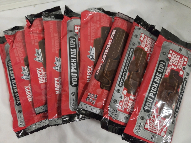9 New | PALMER Milk Chocolate Flavoured Pick me Up Candy Bars | 128g Ea.