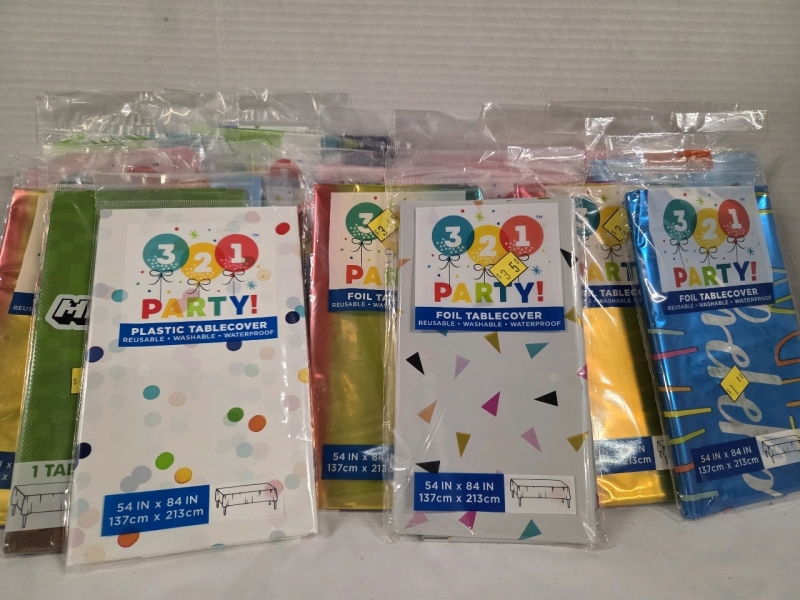 20 New | Variety Plastic & Foil Tablecloths. Perfect for events or parties