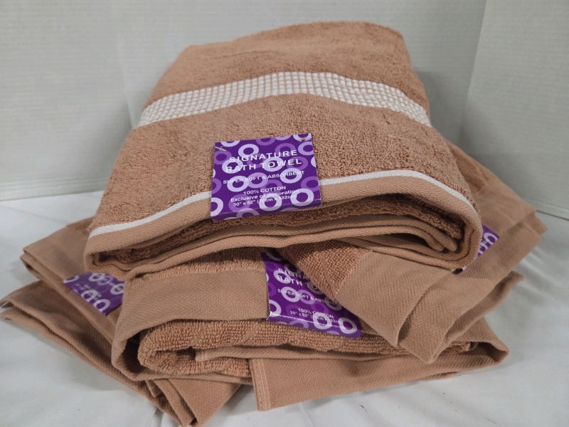 4 New 30" x 52" Signature Bath Towels