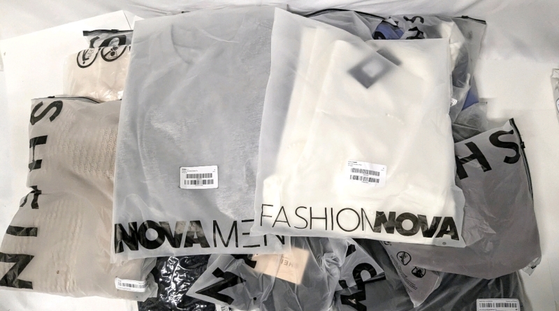 15 New Packages Size MEDIUM Mixed Clothing : Assorted Styles, Seasons, Genders, Colours, Makers + More