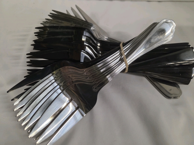 20+ New | Large Stainless Steel 3 Pronged Forks | Measures 9" Ea. | Over $50 CAD