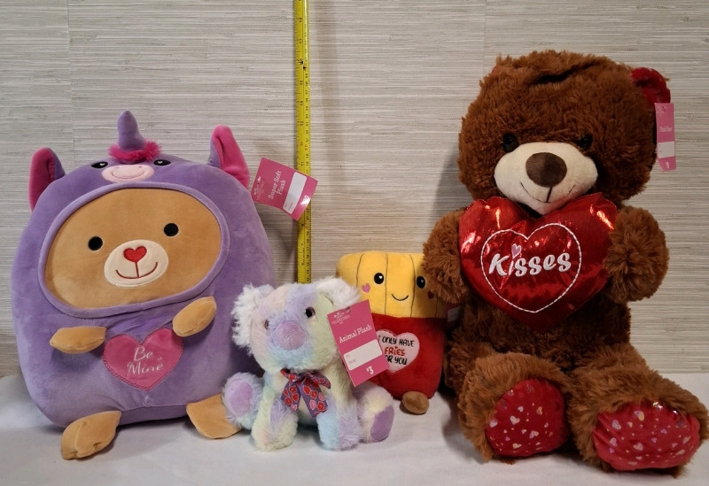 4 New Assorted Plush Toys