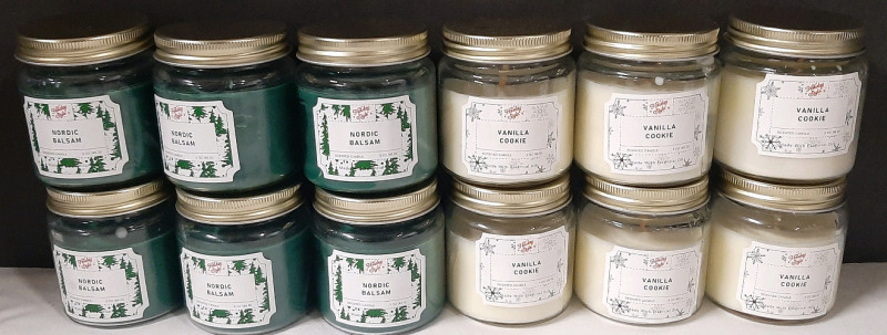 12 Holiday Style Scented Candles (85g each, Nordic Balsam & Vanilla Cookie)