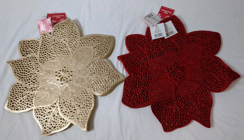 10+ New Festive Placemat Bundle Approx 14 Inches