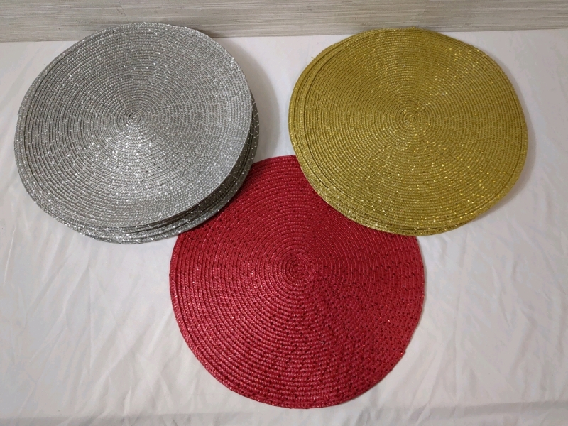 10+ New Festive Placemat Bundle Approx 14 Inches Diameter