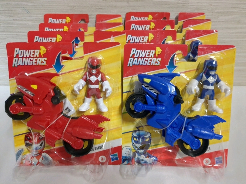 8 New Power Rangers Action Figure and Bike