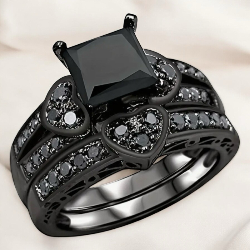 Very Elegant Vintage 2 Piece Black Alloy Engagement Ring Set Size 7