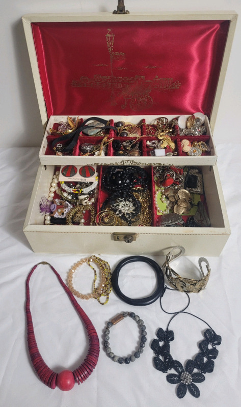 Vintage 2-Tier Jewelry Box w/Jewelry . Necklaces , Brooches , Bracelets & Earing Sets .
