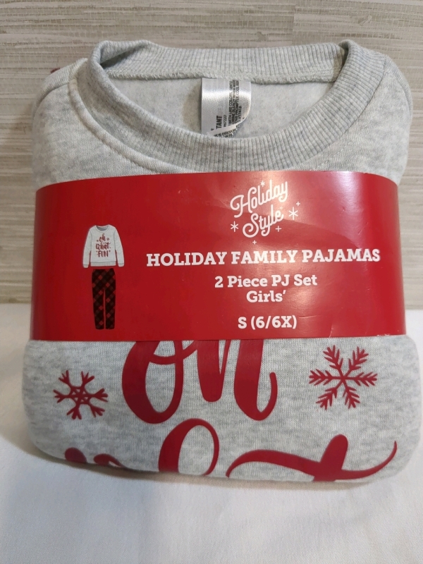 New Small (6/6x) Girls Holiday Style Family Pajamas 2 Piece PJ Set