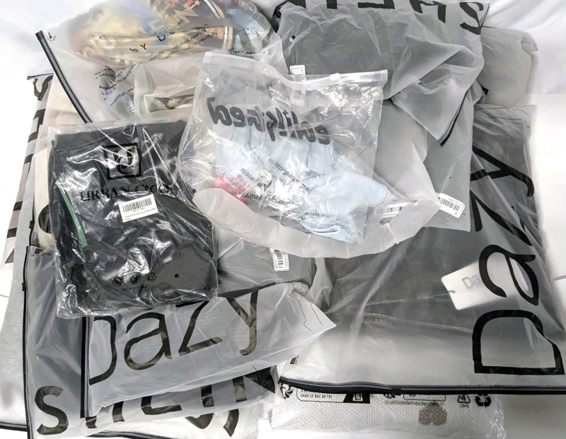 15 New Pieces/Packs Size XS/SMALL Mixed Clothing : Assorted Styles, Seasons, Genders, Colours, Makers + More
